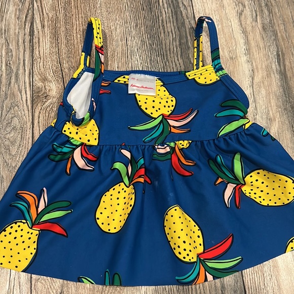 Hanna Andersson Pineapple Two Piece - Picture 3 of 4